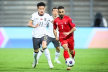 Hàn Quốc và Trung Quốc giành chiến thắng, tuyển Indonesia chịu áp lực lớn