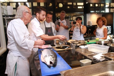 Cận cảnh lớp nấu ăn đặc biệt của hai đầu bếp thượng hạng Michel Roux và Giancarlo Perbellini tại Việt Nam