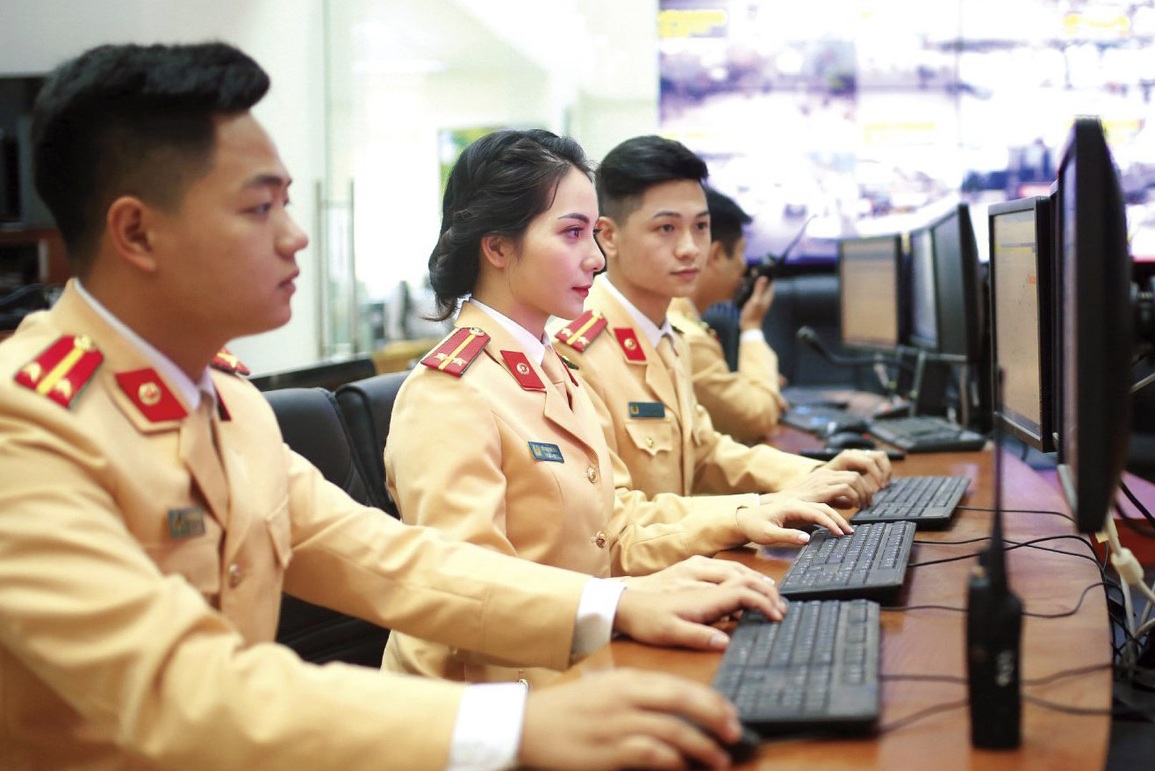 Đẩy mạnh công nghệ thông tin để hạn chế CSGT ra đường - 6 Đẩy mạnh công nghệ thông tin để hạn chế CSGT ra đường - 6