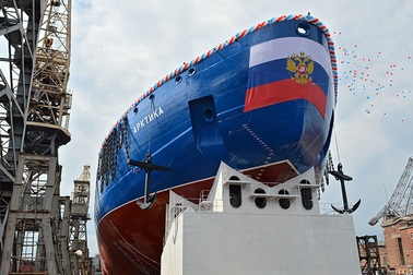 Nga hạ thủy tàu phá băng hạt nhân lớn thế giới