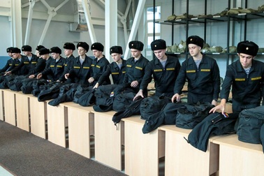 Tổng thống  Nga Vladimir Putin ký sắc lệnh gọi 135.000 công dân nhập ngũ