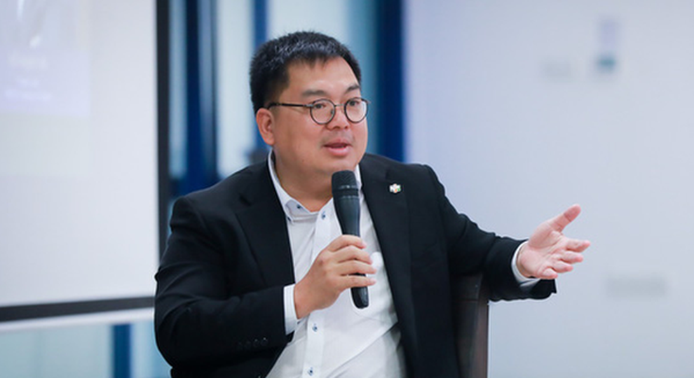 Hậu Covid-19: Hàng triệu người trẻ Việt có nguy cơ mất việc vì... người máy - 2 Hậu Covid-19: Hàng triệu người trẻ Việt có nguy cơ mất việc vì... người máy - 2