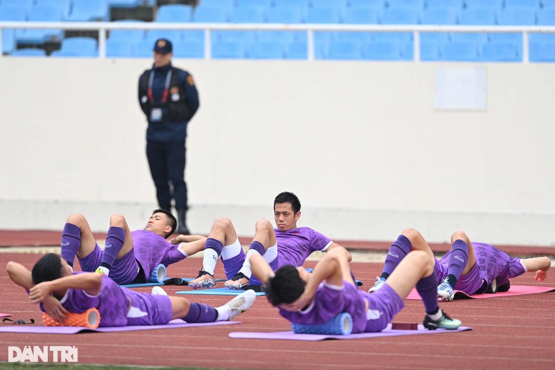 Buổi tập cuối cùng của HLV Park Hang Seo trên sân Mỹ Đình - 6