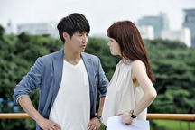 Đến nhà bạn trai ra mắt, tôi sốc nặng khi nghe lén anh nói điều này với bố