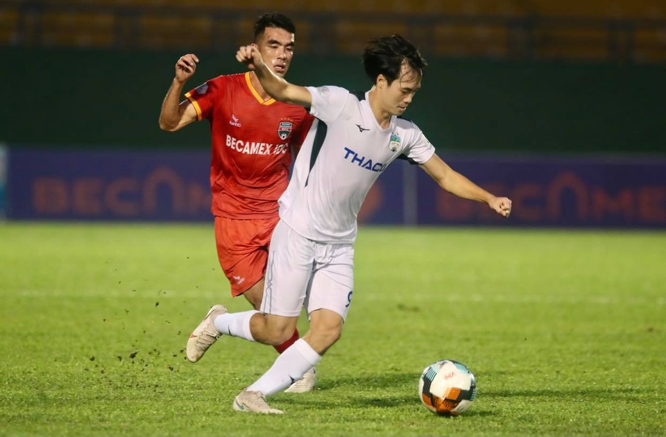 Dẫn trước hai bàn, HA Gia Lai vẫn thua ngược B.Bình Dương - 1 Dẫn trước hai bàn, HA Gia Lai vẫn thua ngược B.Bình Dương - 1
