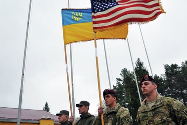 Ukraine thông qua dự luật cho phép quân đội nước ngoài tham gia tập trận