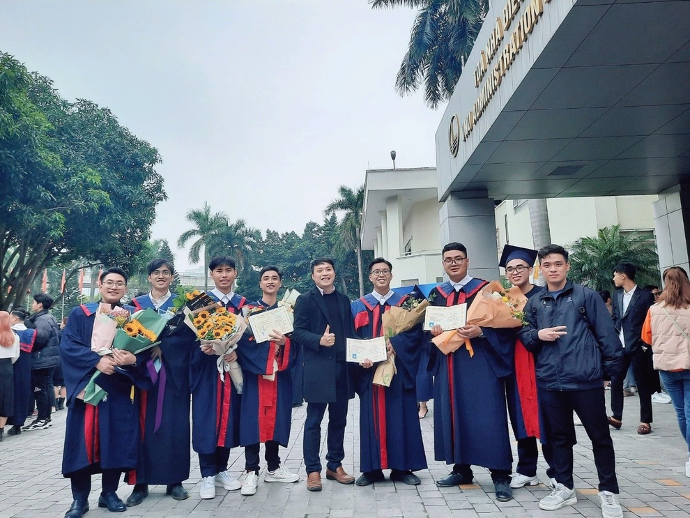 Hai cựu sinh viên cùng lớp xuất sắc giành học bổng toàn phần tiến sĩ Mỹ - 1 Hai cựu sinh viên cùng lớp xuất sắc giành học bổng toàn phần tiến sĩ Mỹ - 1