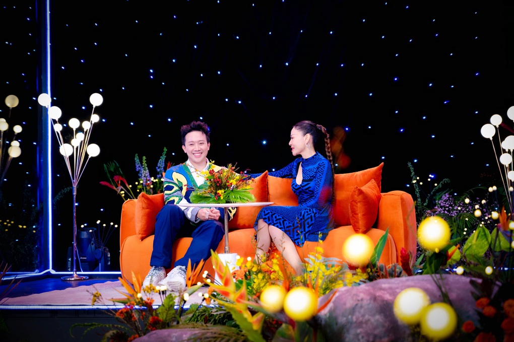 Trấn Thành: Nhiều lúc xem lại video mình khóc, tôi phải tự tát vào mặt - 1 Trấn Thành: Nhiều lúc xem lại video mình khóc, tôi phải tự tát vào mặt - 1