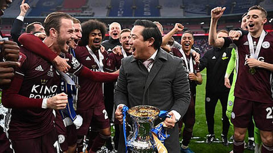 Leicester City vô địch FA Cup: Giọt nước mắt của người Thái Lan - 3 Leicester City vô địch FA Cup: Giọt nước mắt của người Thái Lan - 3