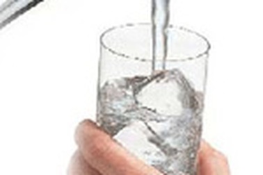 Uống nước máy có thể gây sẩy thai?