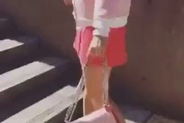 Minh Hằng tự tin với gout thời trang dạo phố tại Seoul Fashion Week