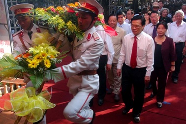 Trang nghiêm lễ kỷ niệm 125 năm Ngày sinh Chủ tịch Hồ Chí Minh