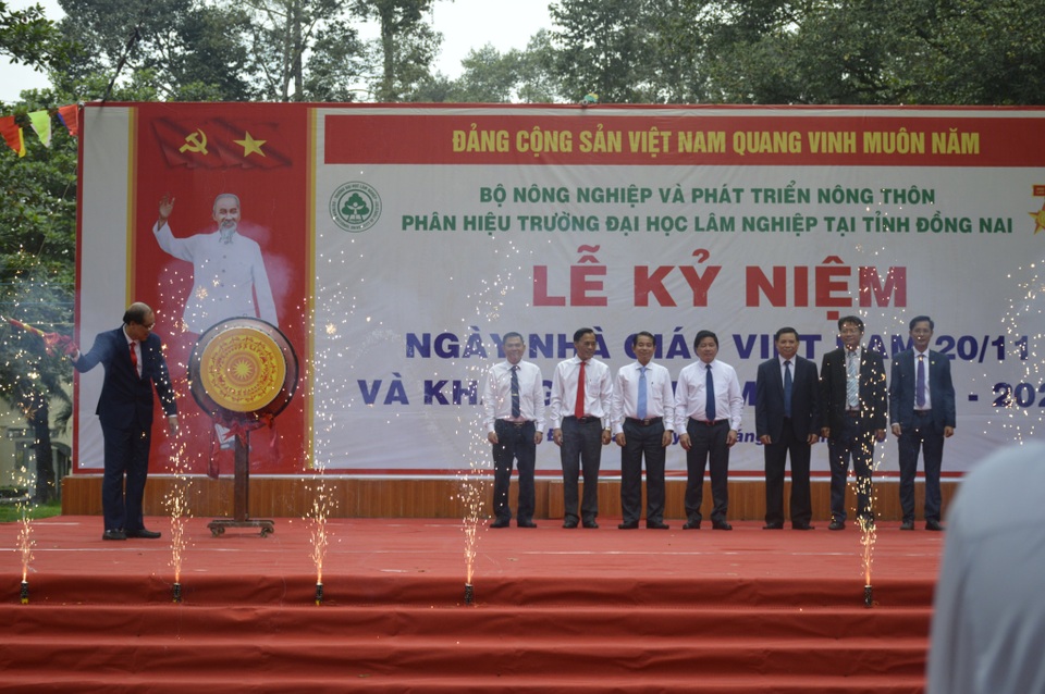Phân hiệu Đại học Lâm nghiệp tại tỉnh Đồng Nai khai giảng năm học mới - 1 Phân hiệu Đại học Lâm nghiệp tại tỉnh Đồng Nai khai giảng năm học mới - 1