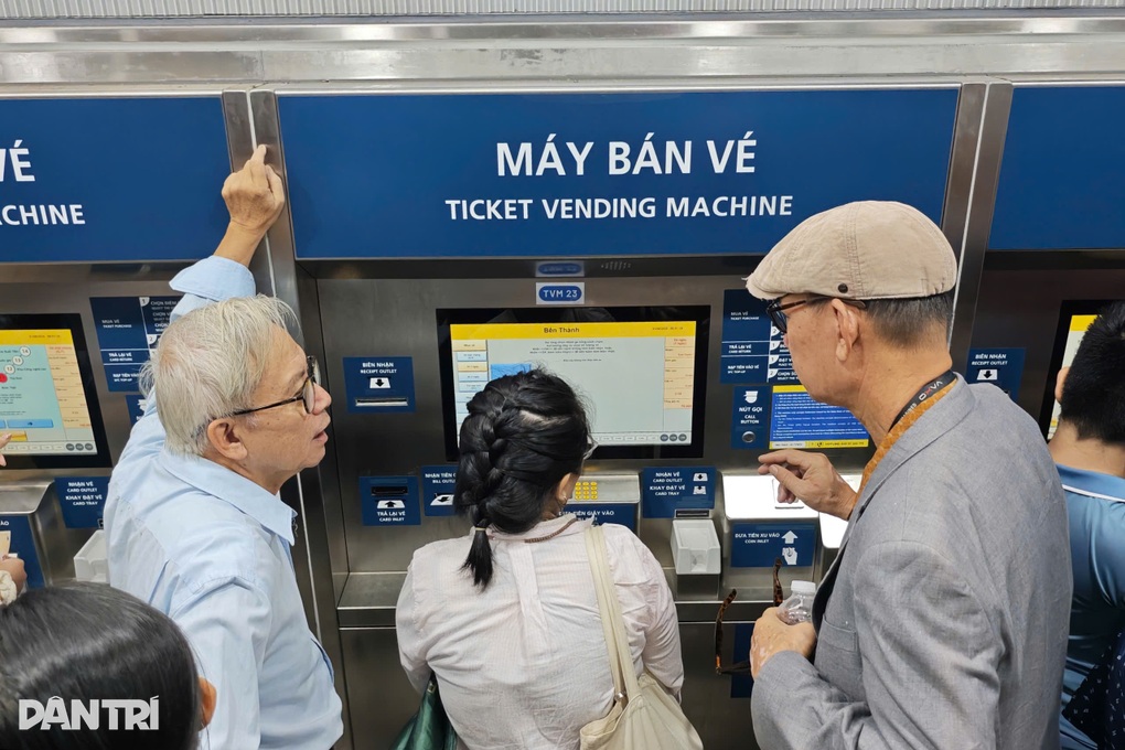 Dừng bán vé giấy tại 4 ga metro ở TPHCM từ 15/9 - 2 Dừng bán vé giấy tại 4 ga metro ở TPHCM từ 15/9 - 2