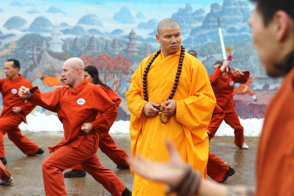 Đại sư Thiếu Lâm xuất sắc hạ võ sĩ kickboxing, lấy lại danh dự môn phái - 1 Đại sư Thiếu Lâm xuất sắc hạ võ sĩ kickboxing, lấy lại danh dự môn phái - 1