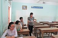 “Lèo tèo” thí sinh thi môn Sử