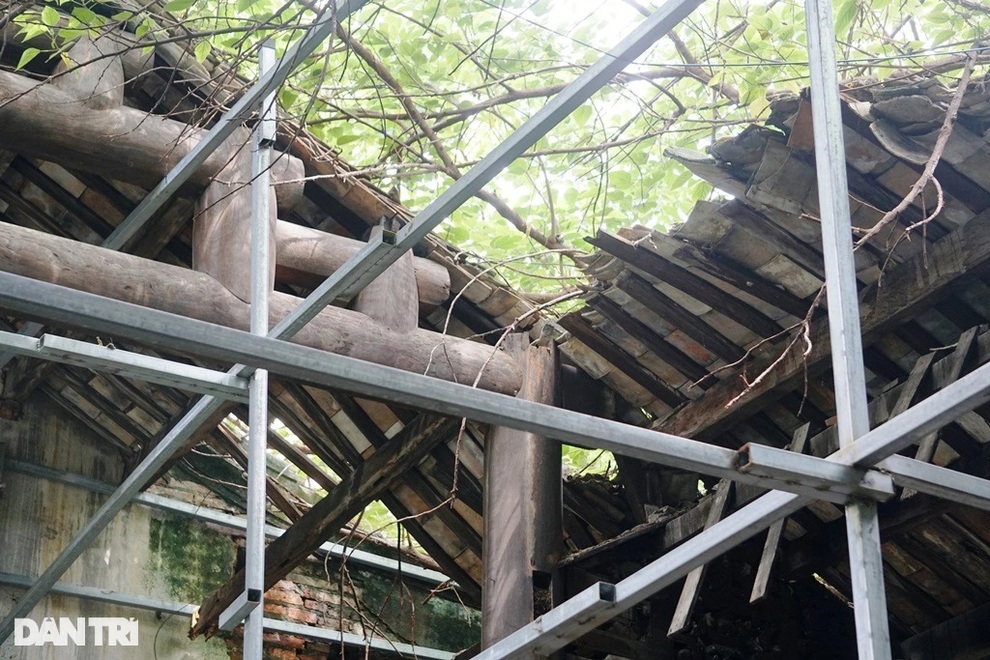 Di tích Hoa Thương Hội Quán giữa thành phố chờ ngày đổ sập - 4 Di tích Hoa Thương Hội Quán giữa thành phố chờ ngày đổ sập - 4