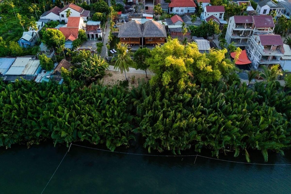 Loạt nhà mái lá ấn tượng của Việt Nam, báo Tây cũng khen nức nở - 12 Loạt nhà mái lá ấn tượng của Việt Nam, báo Tây cũng khen nức nở - 12