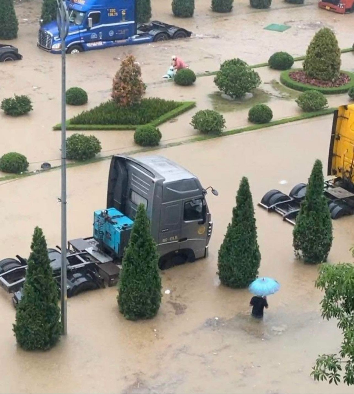 Lạng Sơn đường ngập như sông, một người thiệt mạng vì mưa lớn - 3 Lạng Sơn đường ngập như sông, một người thiệt mạng vì mưa lớn - 3