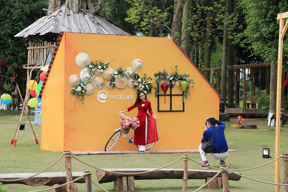 Lễ hội Xuân Ecopark: Điểm “check in” cực chất ngay gần Hà Nội - 9 Lễ hội Xuân Ecopark: Điểm “check in” cực chất ngay gần Hà Nội - 9
