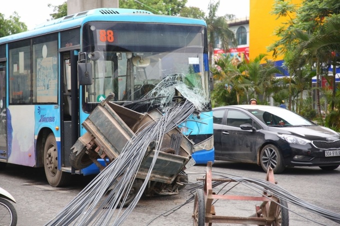 Hà Nội sẽ xử lý nghiêm xe thô sơ, xe cơ giới 3 bánh, xe tự chế, xe chở hàng hóa cồng kềnh 