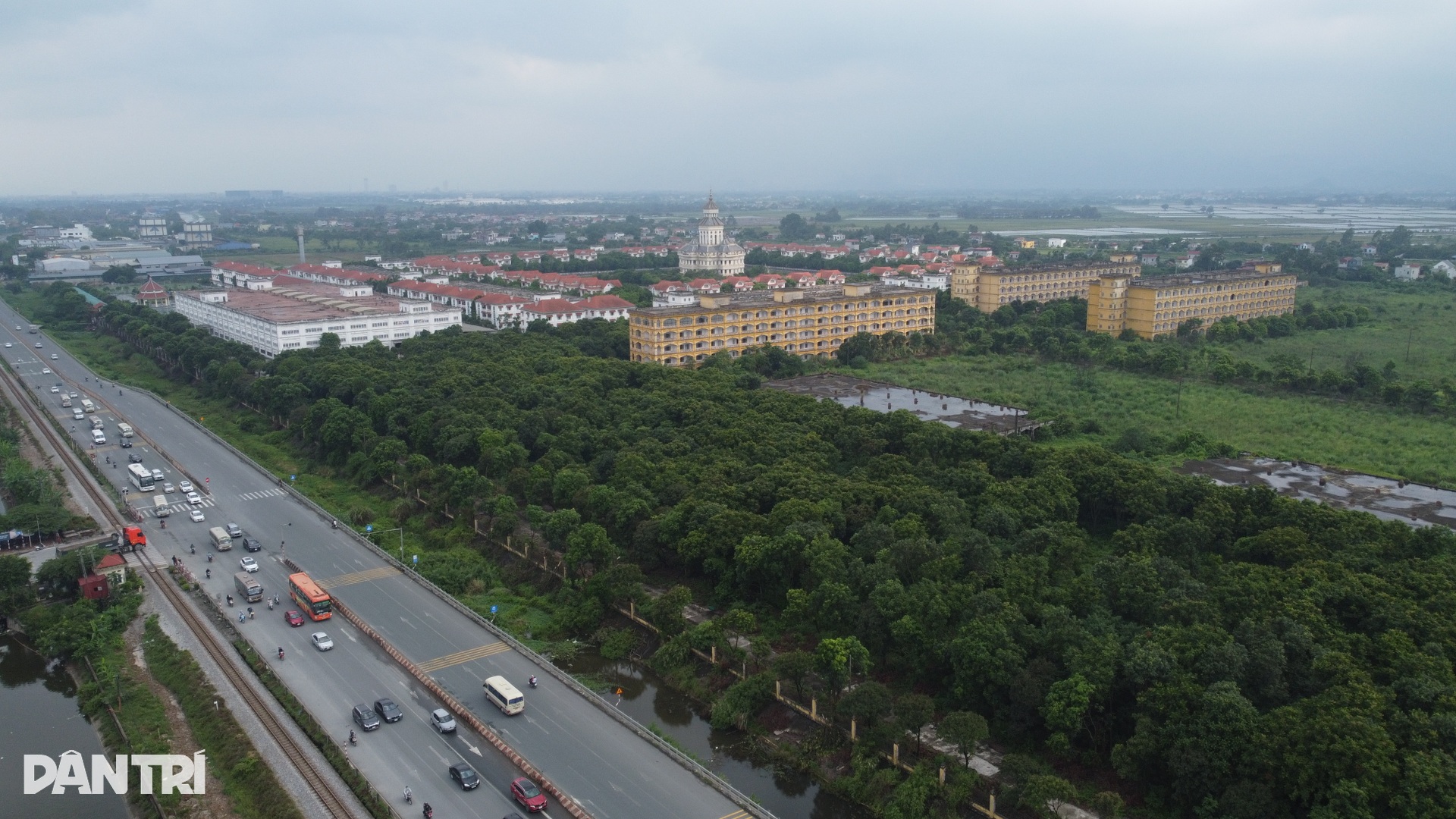 Hiện trạng Trường Đại học Hà Hoa Tiên mới bị đình chỉ hoạt động - 4 Hiện trạng Trường Đại học Hà Hoa Tiên mới bị đình chỉ hoạt động - 4