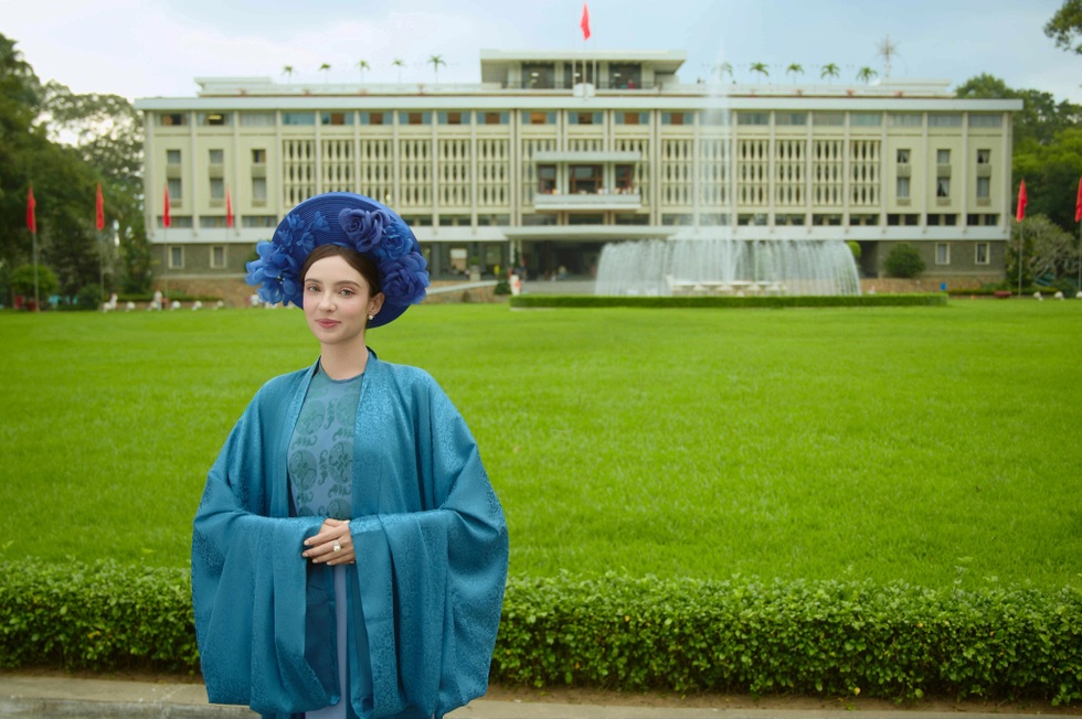 Điều bất ngờ ở Việt Nam khiến cô gái Nga xinh đẹp quyết định không về nước - 3