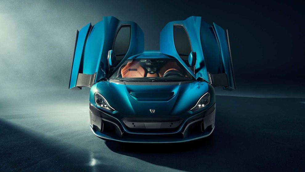 Siêu xe chạy điện Rimac Nevera gây choáng không chỉ bởi giá bán 2 triệu EUR - 5 Siêu xe chạy điện Rimac Nevera gây choáng không chỉ bởi giá bán 2 triệu EUR - 5
