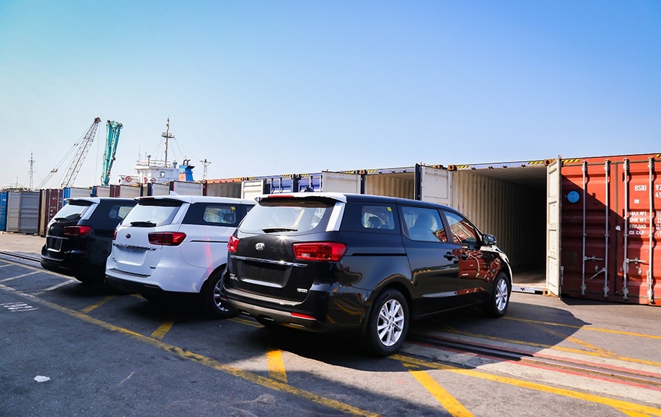 Ô tô nội đối mặt nhiều khó khăn - 1 Ô tô nội đối mặt nhiều khó khăn - 1