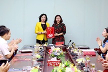 Phấn đấu 75% cơ quan quản lý nhà nước có lãnh đạo chủ chốt là nữ