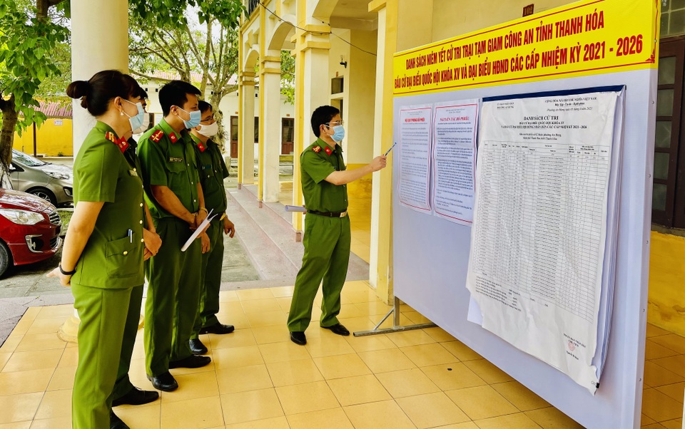 Cử tri đặc biệt ở trại tạm giam: Chúng tôi vui vì được coi là công dân - 2 Cử tri đặc biệt ở trại tạm giam: Chúng tôi vui vì được coi là công dân - 2