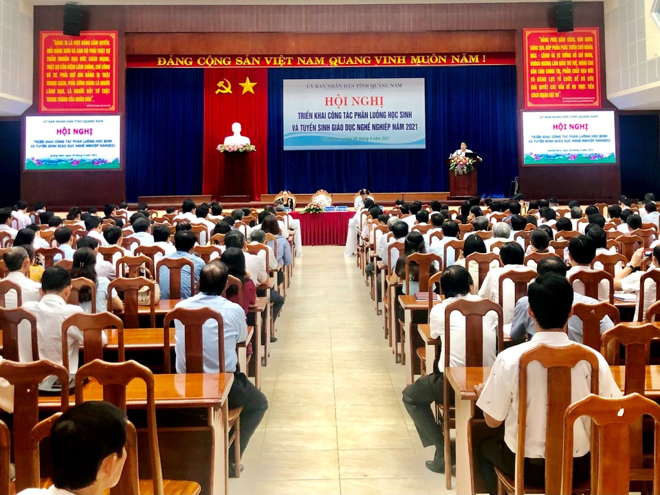 Năm 2021, phân luồng 20% học sinh vào giáo dục nghề nghiệp - 1 Năm 2021, phân luồng 20% học sinh vào giáo dục nghề nghiệp - 1