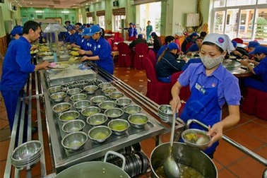 Chế độ ăn giữa ca của người lao động