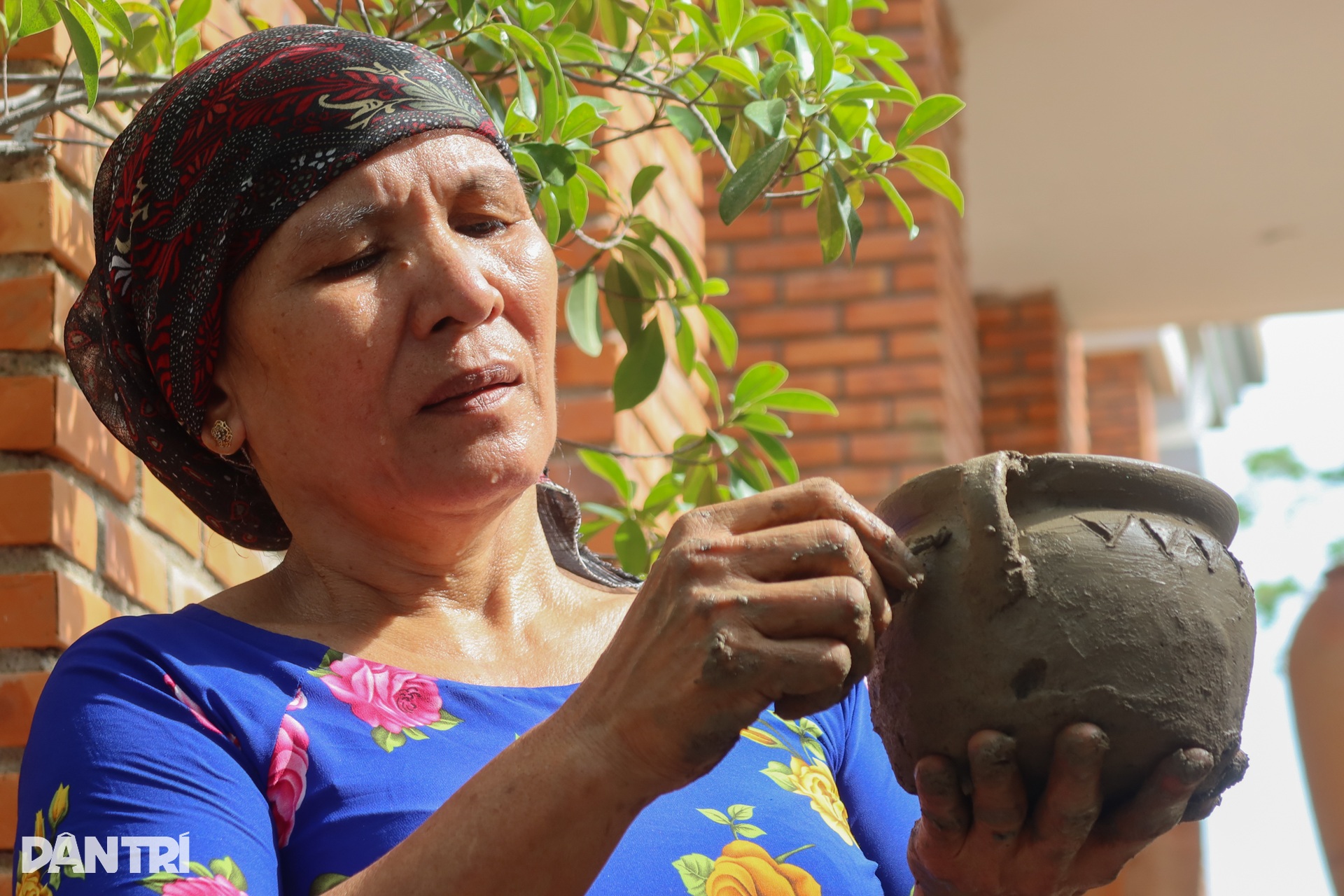 Gốm Bàu Trúc - nơi lưu giữ văn hóa truyền thống của đồng bào Chăm - 3 Gốm Bàu Trúc - nơi lưu giữ văn hóa truyền thống của đồng bào Chăm - 3