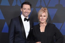 Hôn nhân viên mãn của "Dị nhân" Hugh Jackman và vợ hơn 13 tuổi