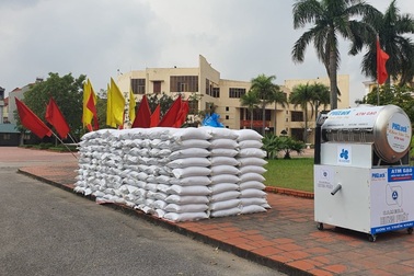 Cẩm Giàng có "cây ATM gạo" phục vụ người khó khăn