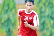 Cầu thủ Việt kiều Mạc Hồng Quân trở lại tuyển Việt Nam