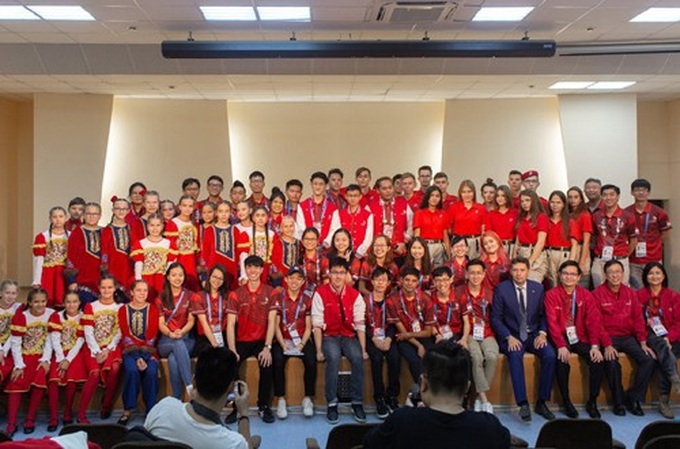 Một trường học – một quốc gia: Kết nối các trường học tại Kazan với thí sinh các nước tham dự WorldSkills 2019 - Ảnh 4. Một trường học – một quốc gia: Kết nối các trường học tại Kazan với thí sinh các nước tham dự WorldSkills 2019 - Ảnh 4.