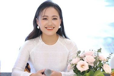 “Sao mai” Phương Thanh ra mắt album “Hương sen dâng Người”