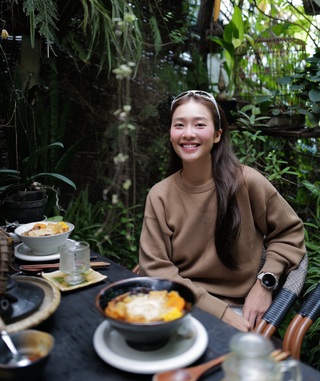 Khả Ngân ngoại hình khác lạ, cuộc sống ra sao sau biến cố sức khỏe? - 12 Khả Ngân ngoại hình khác lạ, cuộc sống ra sao sau biến cố sức khỏe? - 12