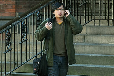 Bị thu hồi học bổng vì tàng trữ video khiêu dâm trẻ em