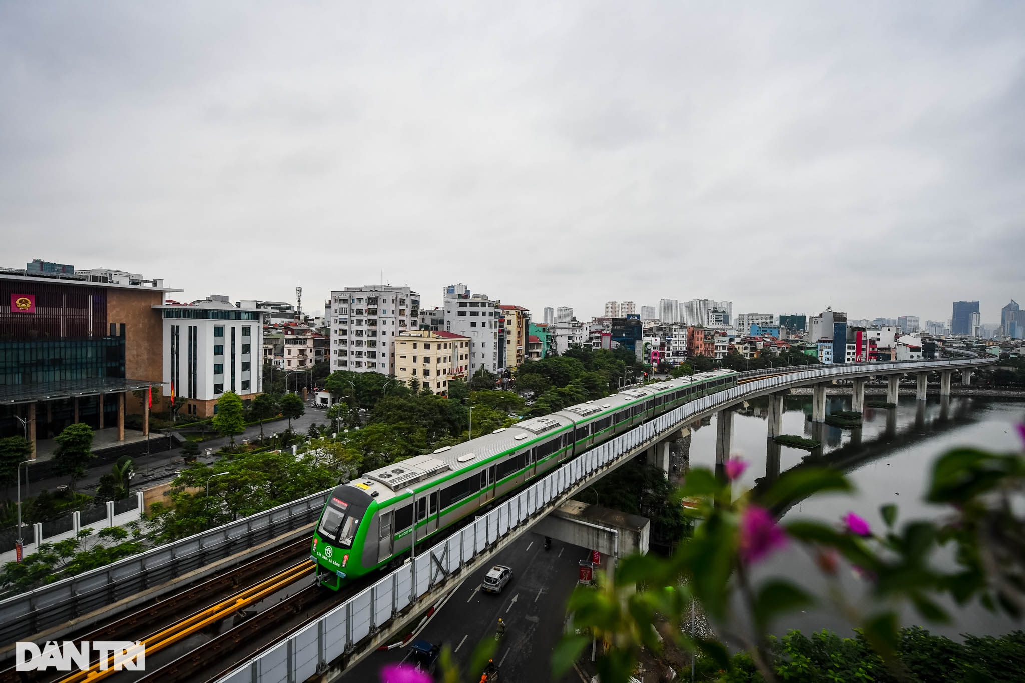 Chạy thử liên tục tàu đường sắt Cát Linh - Hà Đông tới ngày bàn giao - 2 Chạy thử liên tục tàu đường sắt Cát Linh - Hà Đông tới ngày bàn giao - 2
