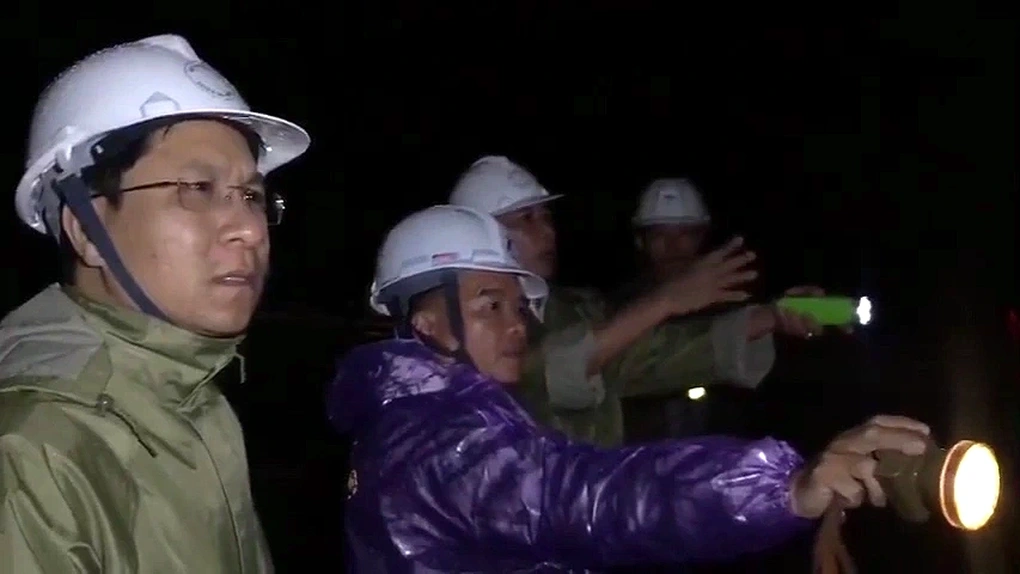 Sạt lở nghiêm trọng tại thủy điện, đang xác minh thông tin người mất tích - 1 Sạt lở nghiêm trọng tại thủy điện, đang xác minh thông tin người mất tích - 1