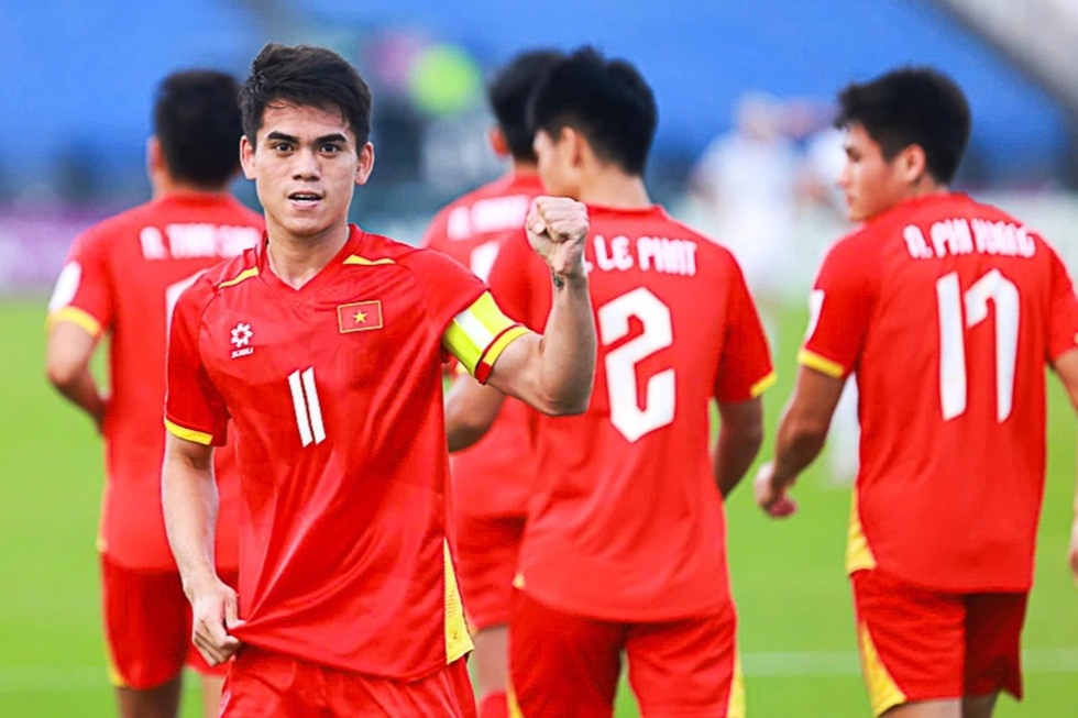 Chuyên gia châu Âu: “Nhiều người giờ mới nhận ra HLV Troussier không sai” - 2 Chuyên gia châu Âu: “Nhiều người giờ mới nhận ra HLV Troussier không sai” - 2