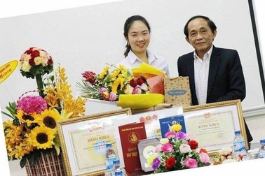 Cô gái đam mê hoạt động tình nguyện