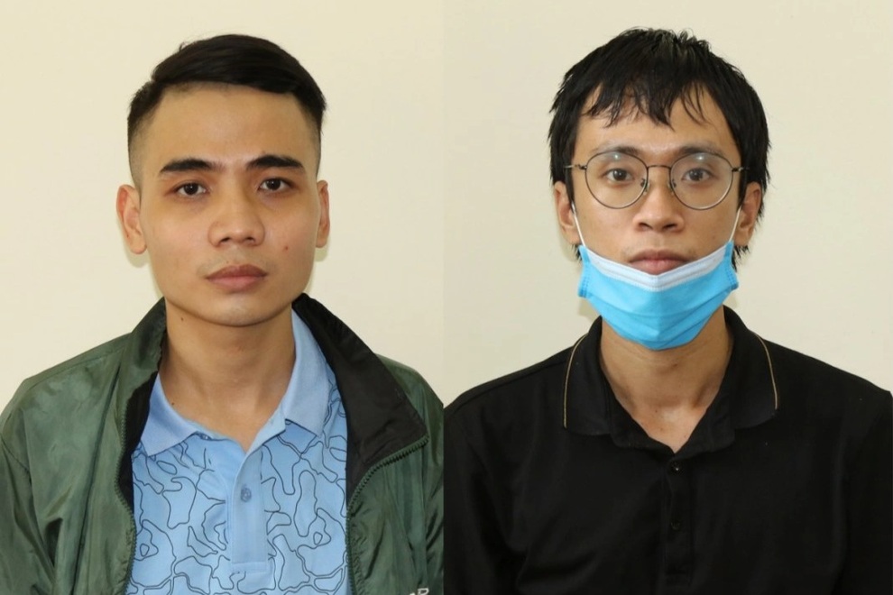 Tín dụng đen nhận thế chấp bằng... video, ảnh nhạy cảm - 1 Tín dụng đen nhận thế chấp bằng... video, ảnh nhạy cảm - 1
