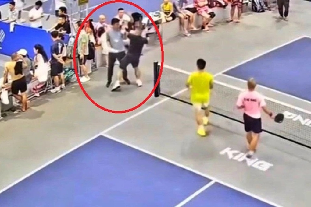 Hải Phòng: Vận động viên pickleball đánh trọng tài sau pha bóng thua - 1 Hải Phòng: Vận động viên pickleball đánh trọng tài sau pha bóng thua