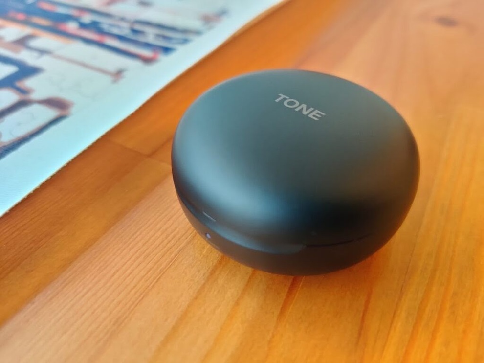 5 mẫu tai nghe True Wireless đáng mua khoảng giá 2 triệu đồng - 4 5 mẫu tai nghe True Wireless đáng mua khoảng giá 2 triệu đồng - 4