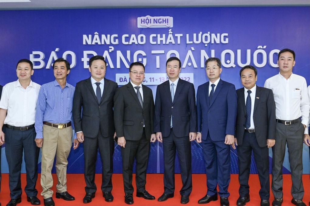 Tin giả nhảm nhí câu view là thách thức lớn với dòng tin chính thống - 1 Tin giả nhảm nhí câu view là thách thức lớn với dòng tin chính thống - 1