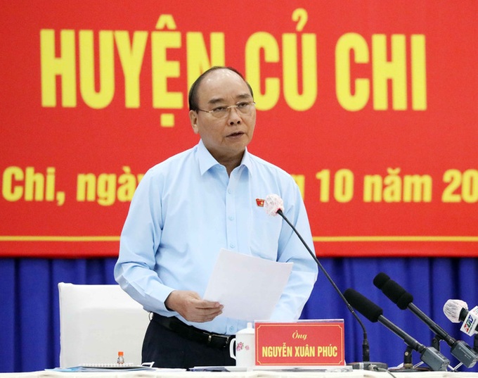 Chủ tịch nước Nguyễn Xuân Phúc phát biểu tại buổi tiếp xúc cử tri. (Ảnh: TTXVN)